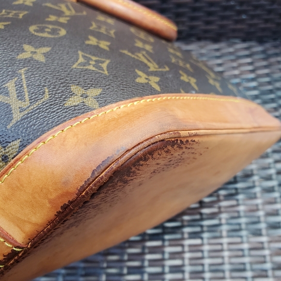 authentic louis vuitton alma pm - Picture 8 of 16